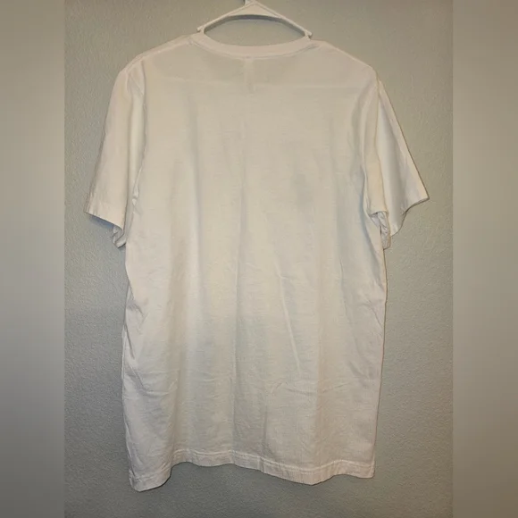 Size Large Peace Love Dogs White T-Shirt - Picture 2 of 3